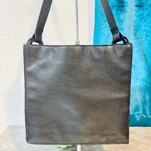 Gucci black leather shoulder bag - Picture 6 of 16